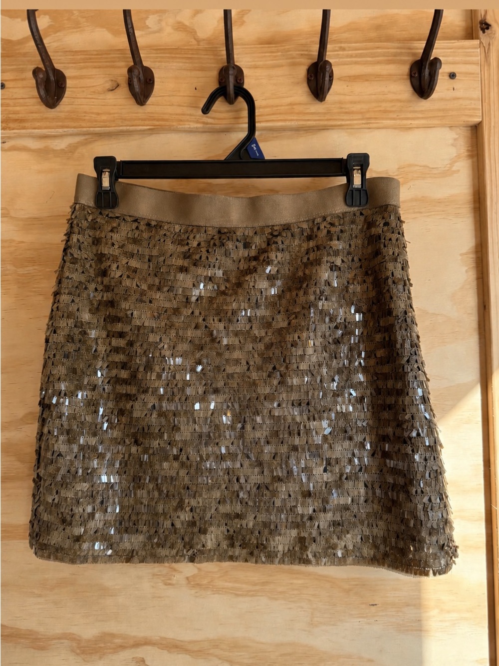 Chelsea & Violet women’s small olive bronze sequin mini skirt